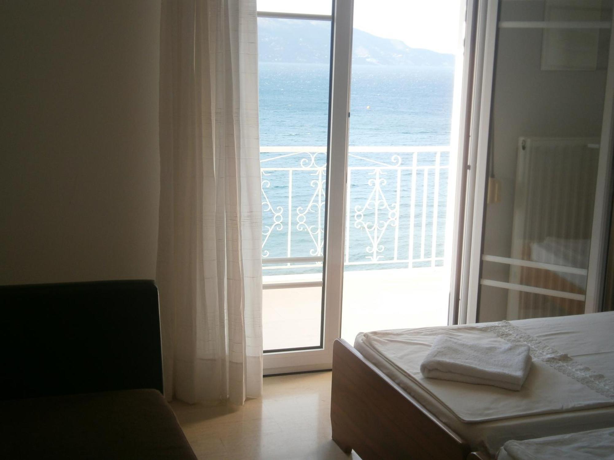 Dimitra Apartments K Kommeno  Bilik gambar